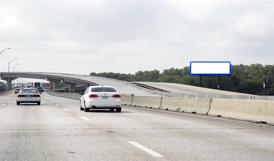 I-45 .1 Mi S/O Lamar W/S F/N Media