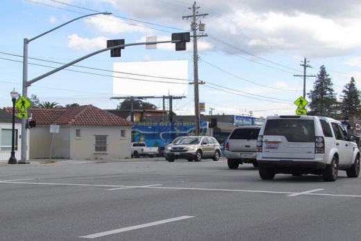 Location photo for CA-82 near St Francis Center Community Garden (Redwood City)