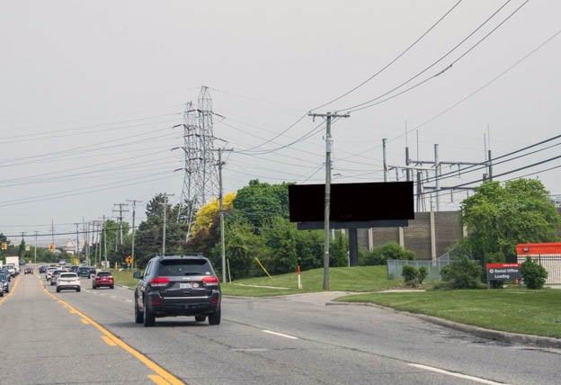 Location photo for Coolidge Hwy near Corewell Health William Beaumont University Hospital Pulmonary Rehabilitation - 4949 Coolidge Hwy (Royal Oak)