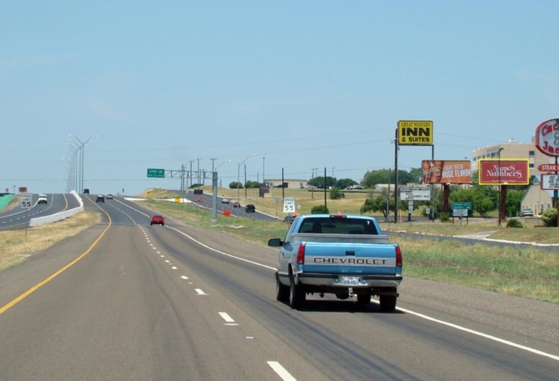 N/S LOOP 363 @ 13TH PE2 Media