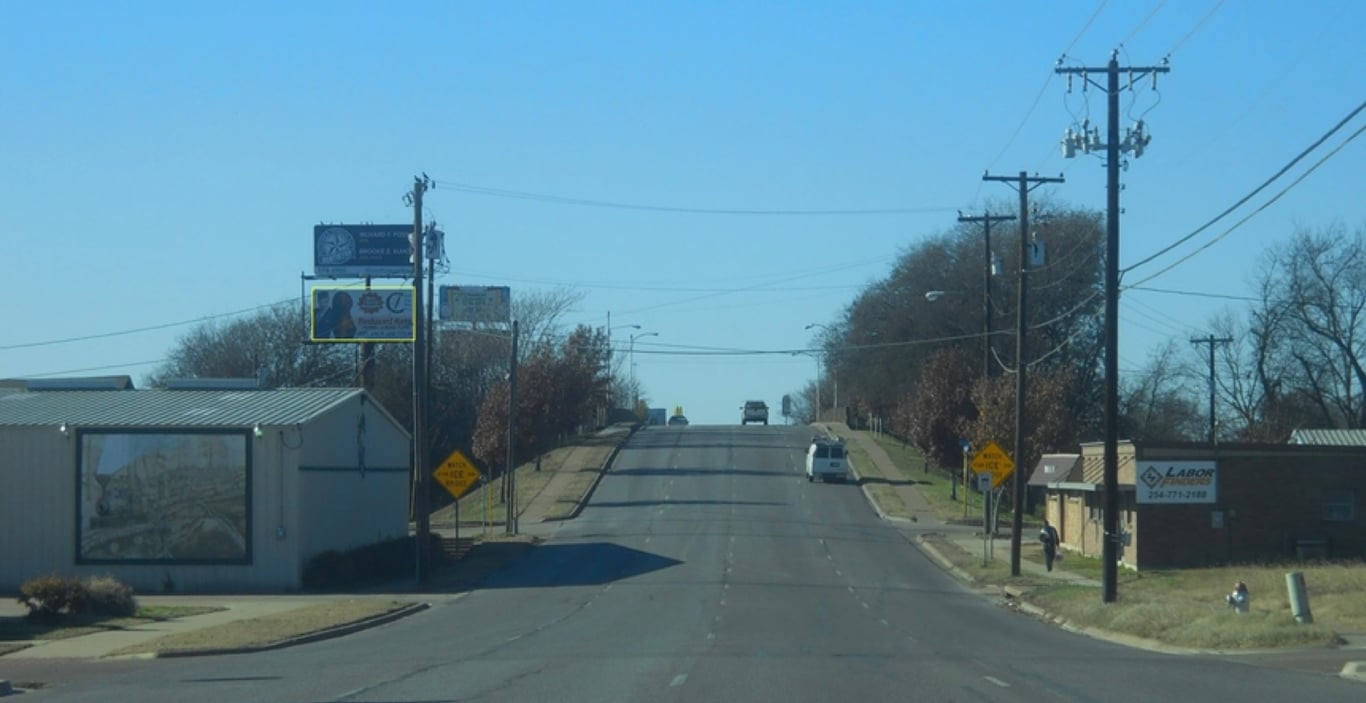 S/S W ADAMS W/O 13TH PLOE1 Media