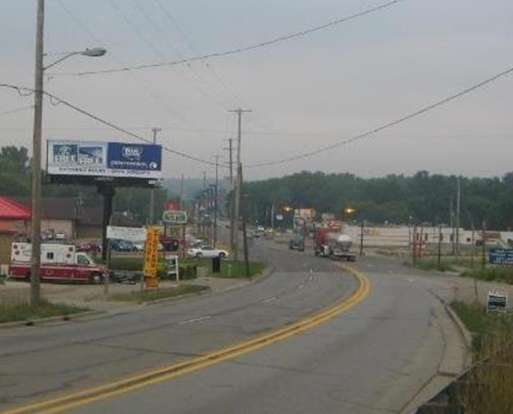 Location photo for E Riverside Dr near Riverside Merchants Mall (Ionia)