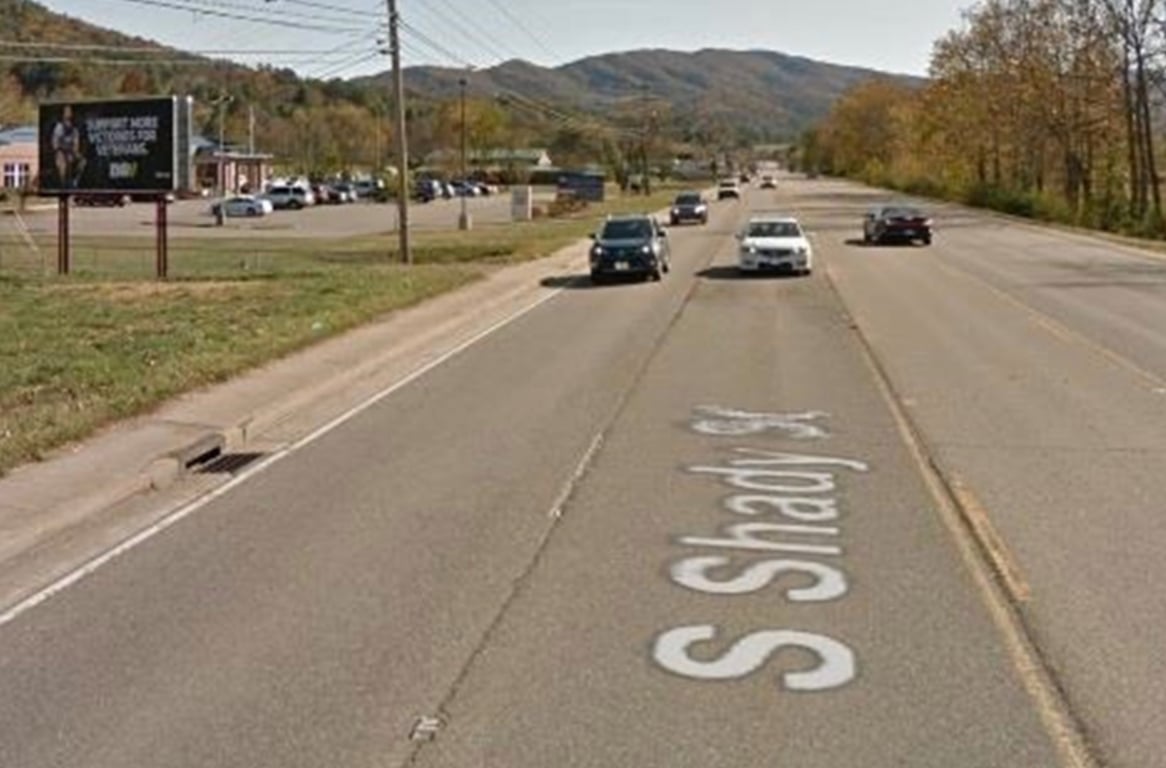 S. Shady St. .5 Mi. N/O Hwy. 167 E/S F/N Media