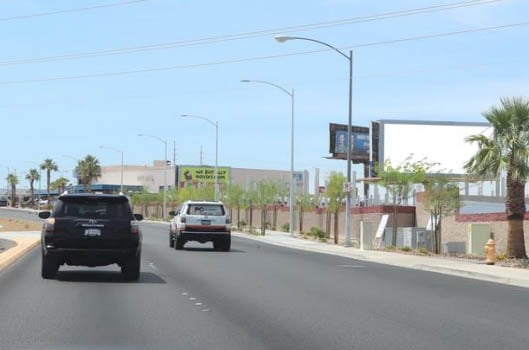 Location photo for E Russell Rd near WB Russell after Galleria (Las Vegas)