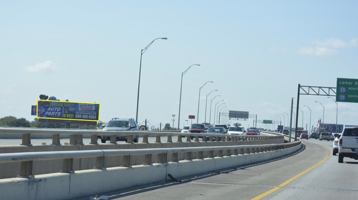 Location photo for Research Blvd near Research/Ohlen, North Austin Civic Association (Austin)