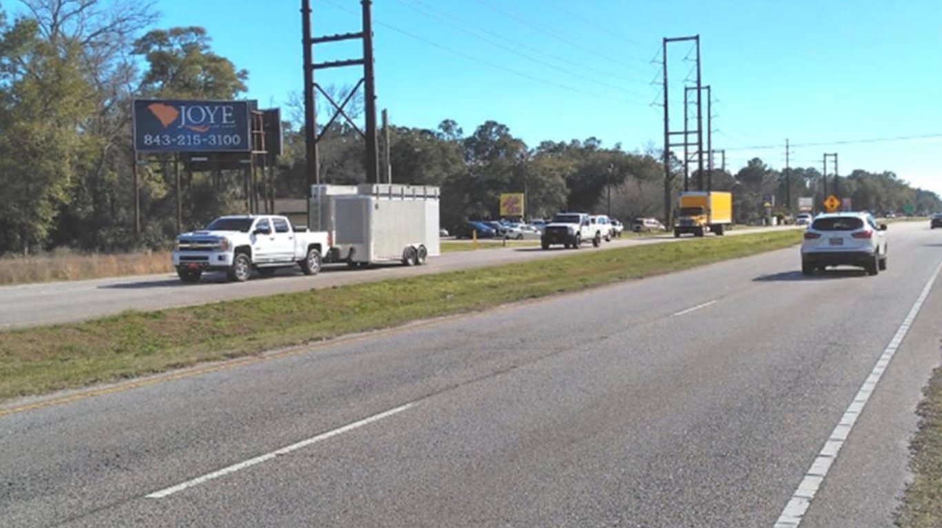 US HWY 17 S E/S 1.2 MI S/O ST HWY 707 Media