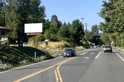 W SIDE HWY 411@ BEACON HILL Media