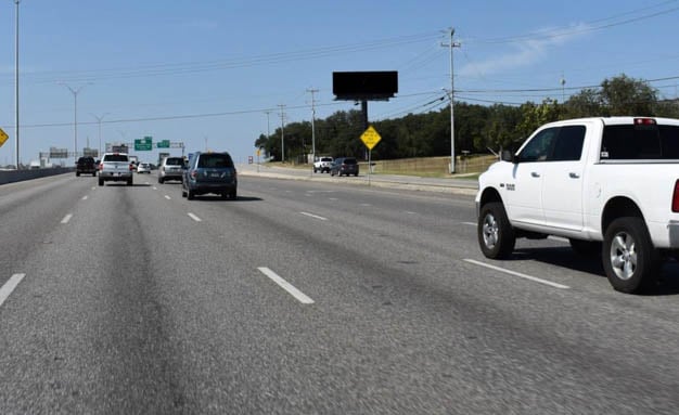 IH-35 & 1 M S/O Loop 1604 WS F/N F/N Media