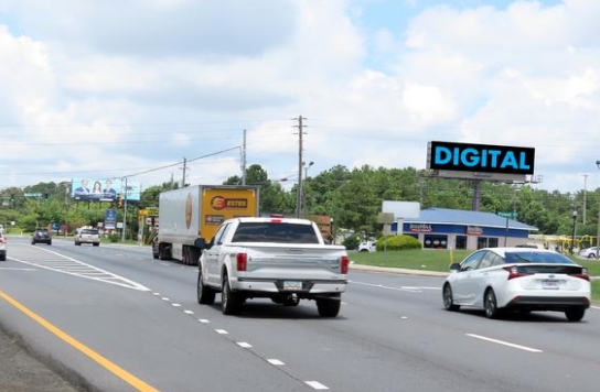 Location photo for Cobb Pkwy NW near Kennesaw Parks & Recreation (Kennesaw)
