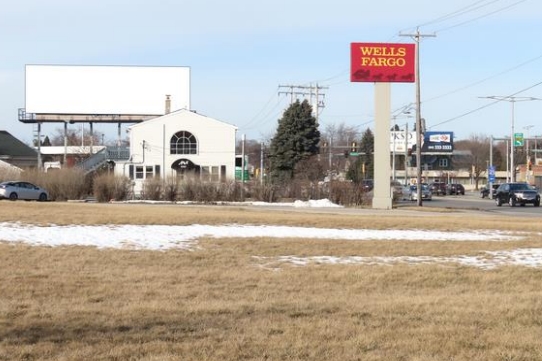 Location photo for S Howell Ave near Layton & Howell, Mitchell West (Milwaukee)