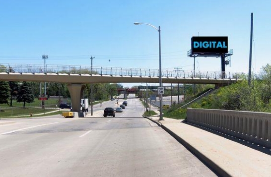 Location photo for S Chase Ave near Chase & Rosedale, Bay View (Milwaukee)