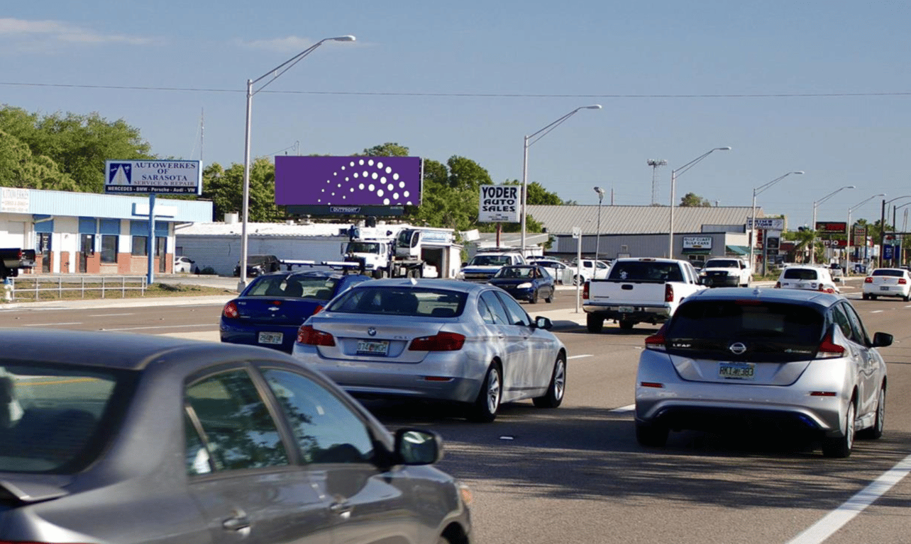 Location photo for N Washington Blvd near N Washington Blvd @ 17th St, 17th Street (Sarasota)