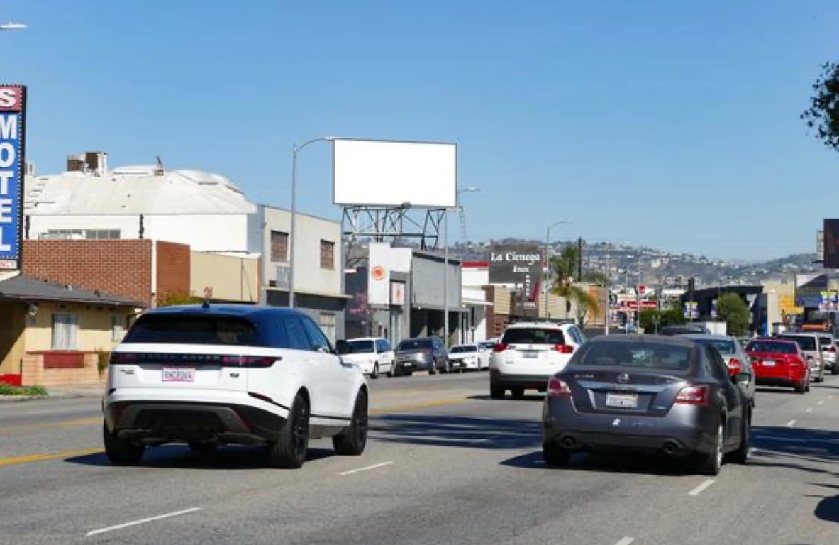 Location photo for S La Cienega Blvd near La Cienega / 18th, Pico-Robertson (Los Angeles)