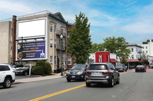 Location photo for North Ave near 5th AVE @ NORTH AVE (New Rochelle)