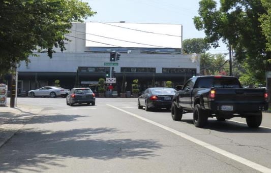 Location photo for Broadway near Broadway & 15th St (EB), Southwestern Sacramento (Sacramento)