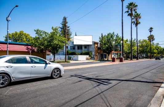 Location photo for Broadway near Broadway & Alhambra Blvd (EB), Oak Park (Sacramento)