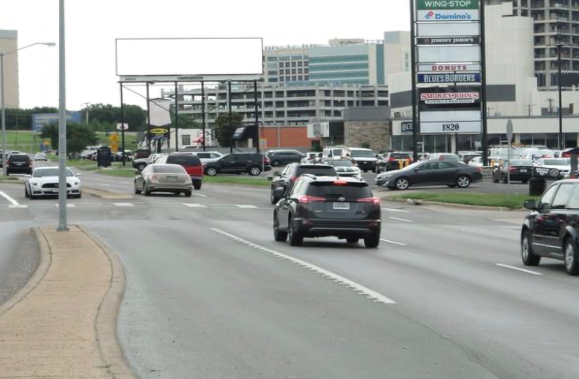 Location photo for W Mockingbird Ln near Harry Hines @ Mockingbird - N - FS (Dallas)