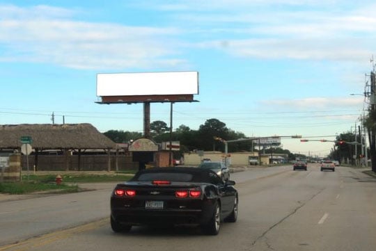 Location photo for Harris Ave near Macroplaza Mall, Westfall (Pasadena)