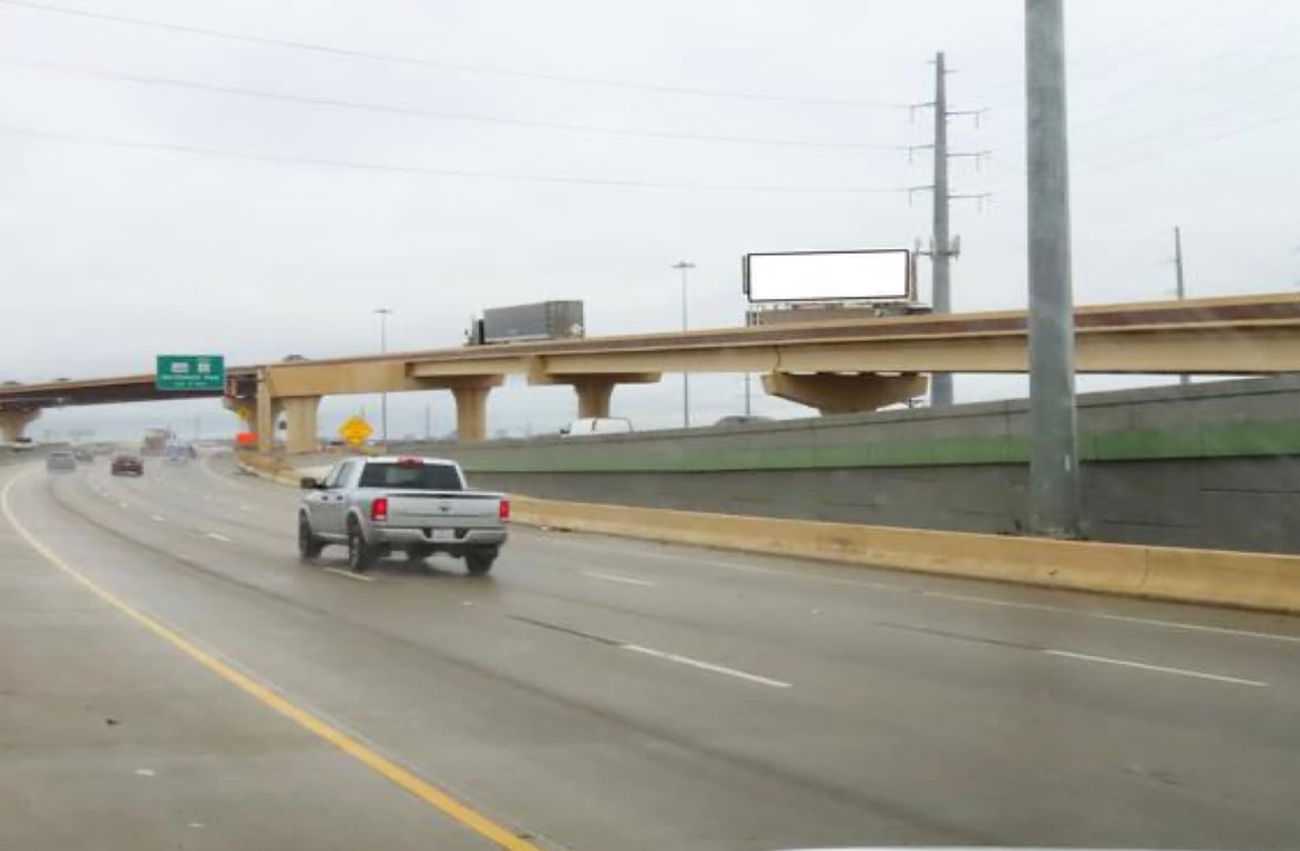 Location photo for E John W Carpenter Fwy near Tom Braniff @ Blakley - S - NS (Irving)