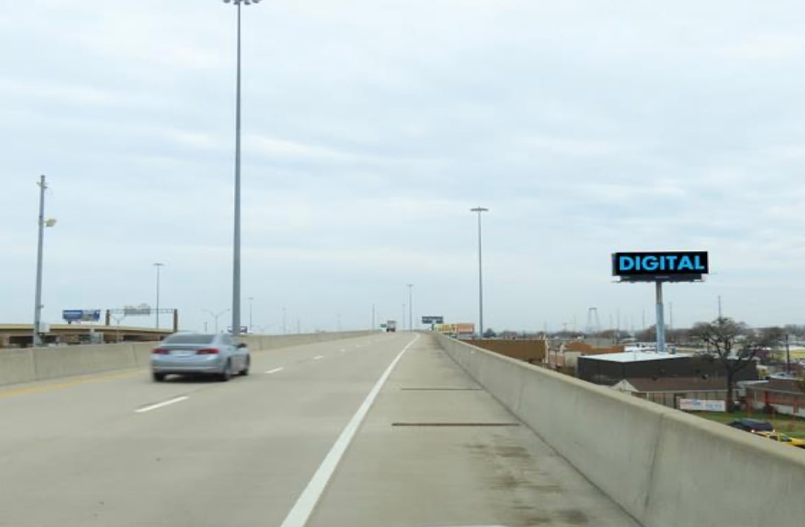 Location photo for Emerald St near Mug & Mouse, Northwest Dallas (Dallas)