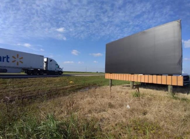 US 59 E/S 500' S/O CR 313 SF RHR Media