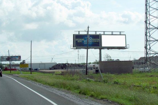 Location photo for FM 646 Rd near FM 646 & Vicksburg St. (Dickinson)