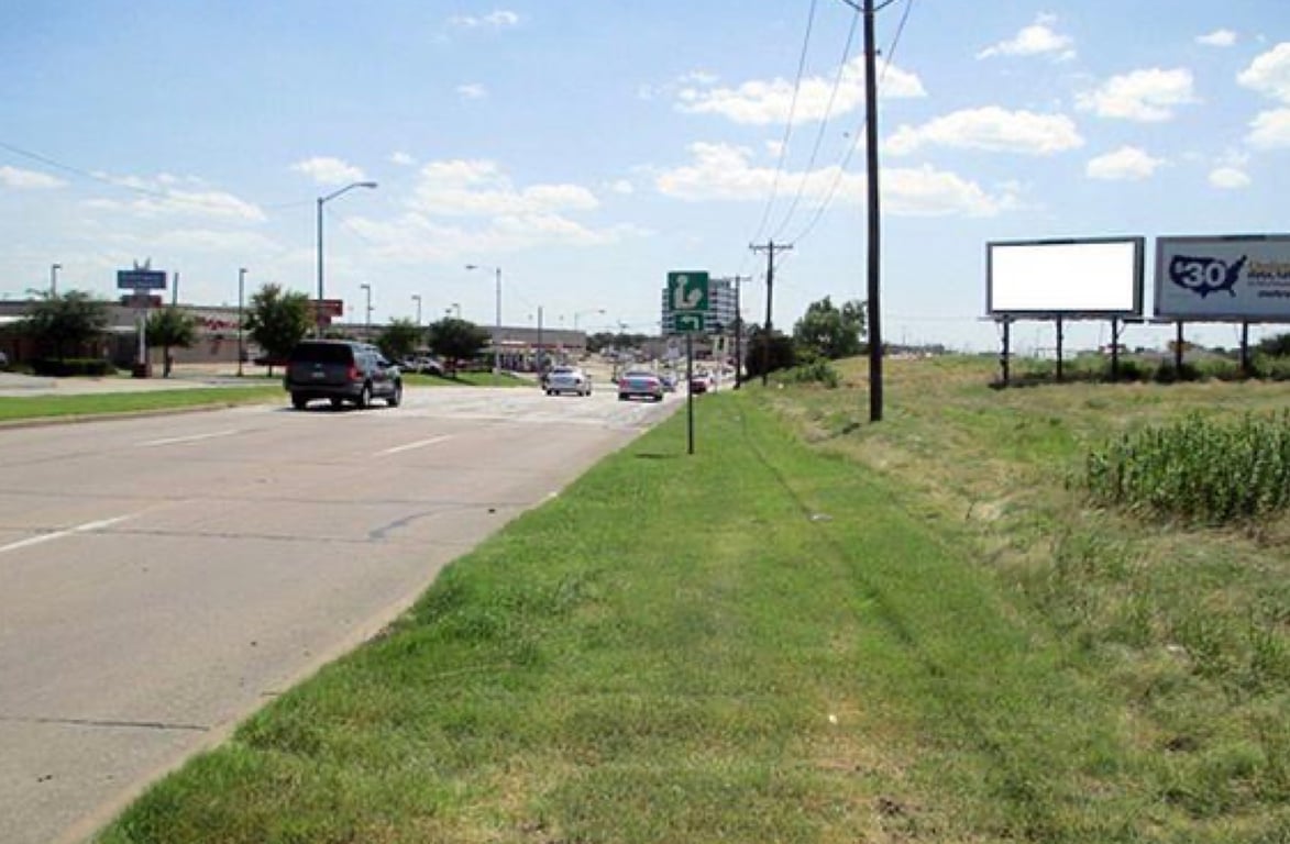 Location photo for Jefferson St NS 450ft E/O Carrier Pkwy F/E - 4