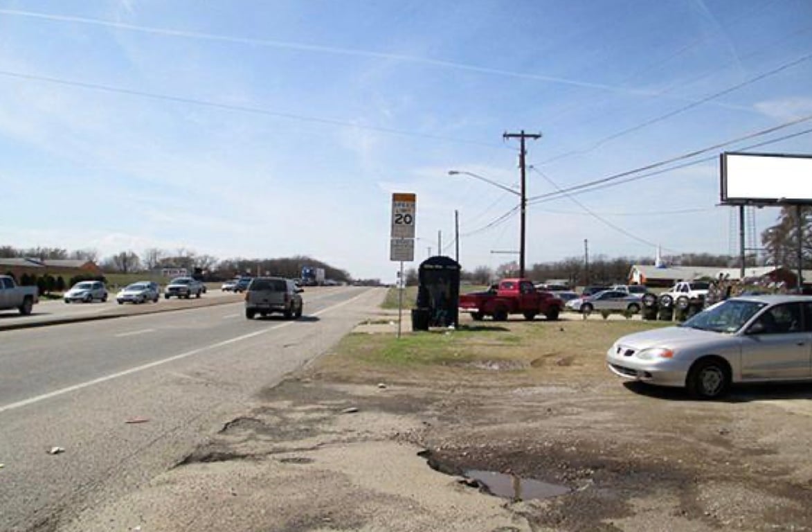 Location photo for S Great Trinity Forest Way near Grt Trinty @ Jim Miller - W - FS (Dallas)