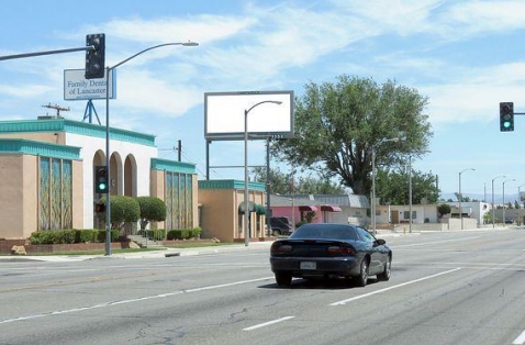 Location photo for 10th St W near Sierra Medical Plaza (Lancaster)