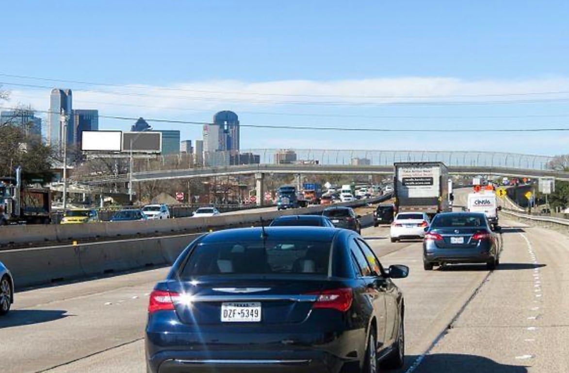 Location photo for Lenway St near Mlk @ Colonial - N - NS, Cedar Crest (Dallas)