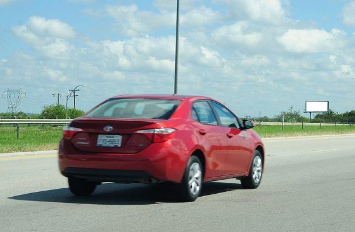 Location photo for W Chavaneaux Rd near Madla Greenway, Harlandale (San Antonio)