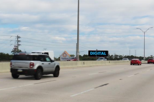 Location photo for Frontage Rd near Us Hwy 19 N + Sunset Point Rd (Clearwater)