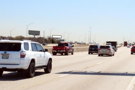 Location photo for I-35E near North Mill Field Pond (Lewisville)