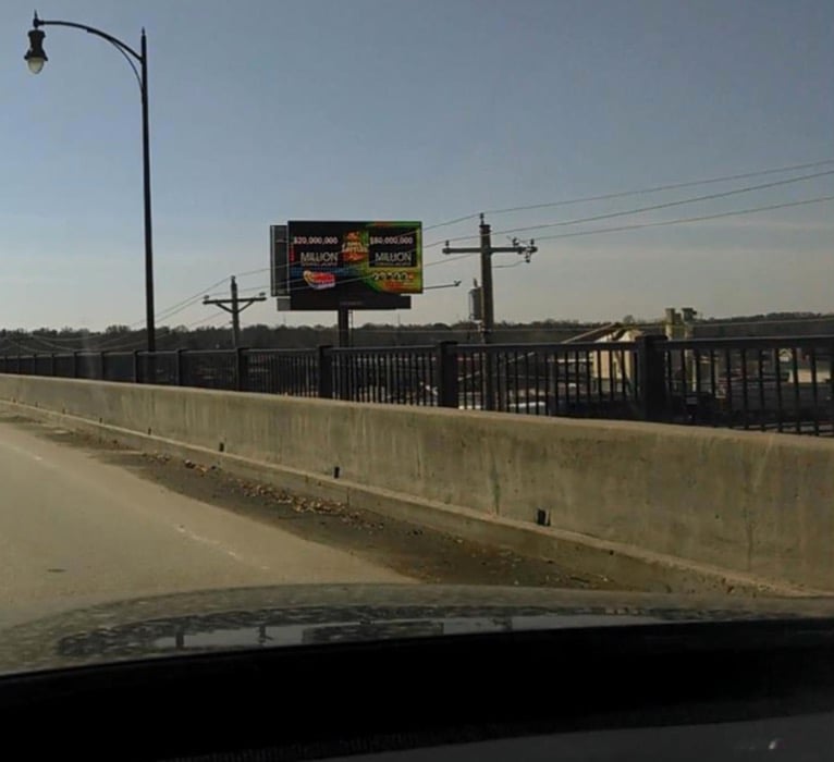 Location photo for S Center St near W. Madison St./S. 2nd St. (Marshalltown)