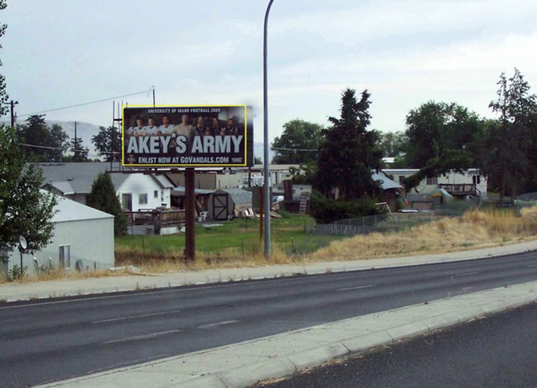 FLESHMAN WAY 285' E/O 15TH ST WEST FACE Media