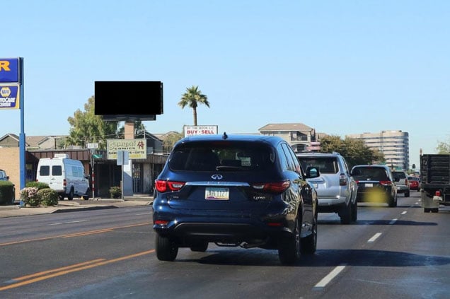 Location photo for E Camelback Rd near Camelback Rd & 12th St, Palo Verde Place (Phoenix)