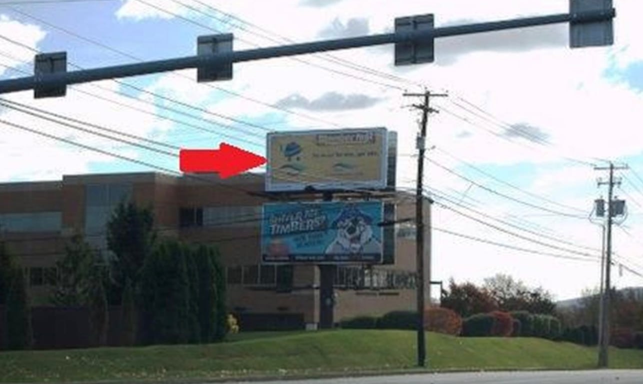 SR 512 0.1 mi N/O GATEWAY DR ES Media