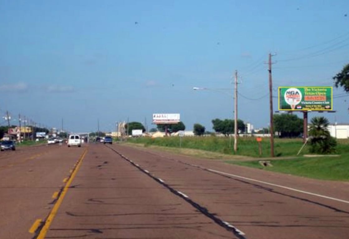 B59 S/S .5 MI E/O SAM HOUSTON WF RHR