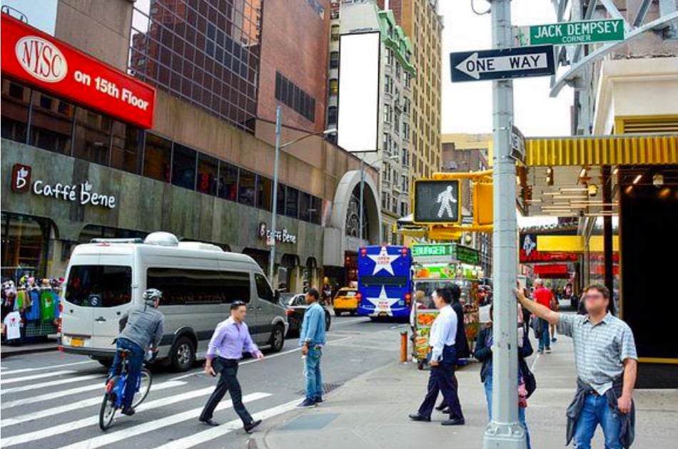 Location photo for W 49th St near M&M'S New York, Manhattan (New York)