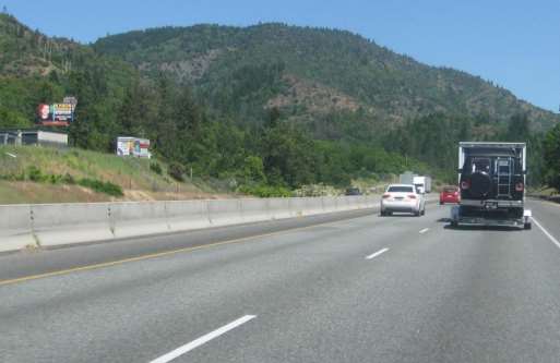 Location photo for Foothill Blvd near Tom Pearce Park (Grants Pass)