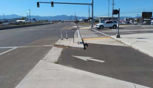 Location photo for OR-62 near Crater Lake Hwy - South of Cory Rd (White City)