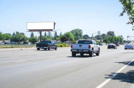 Location photo for Hammer Ln near Sampson & Hammer Main Building Southbound, Valley Oak (Stockton)