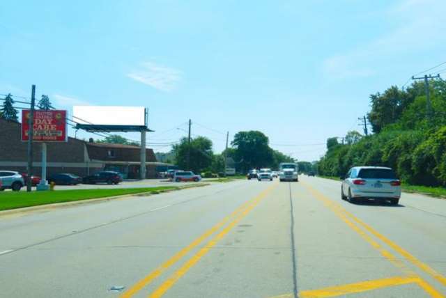 Location photo for E Rand Rd near Memory Gardens Cemetery (Arlington Heights)