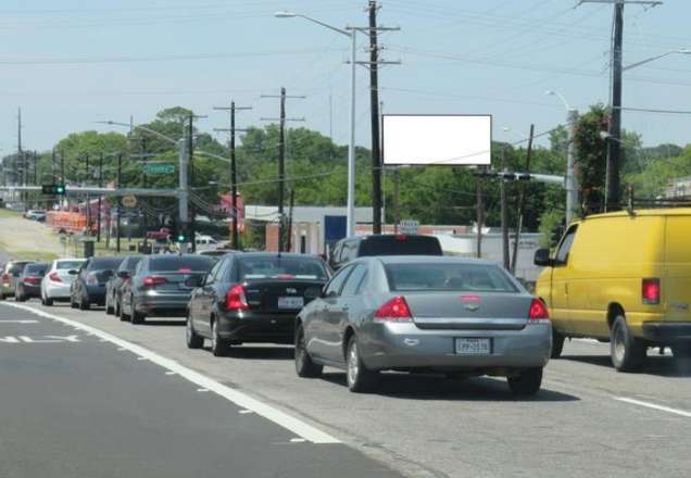 Location photo for Dallas Dr near Woodhill Square (Denton)