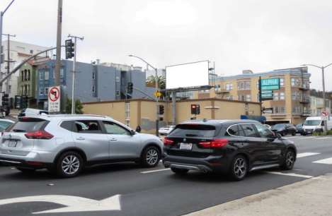 Location photo for Lombard St near Lombard St & Divisadero St, Cow Hollow (SF)