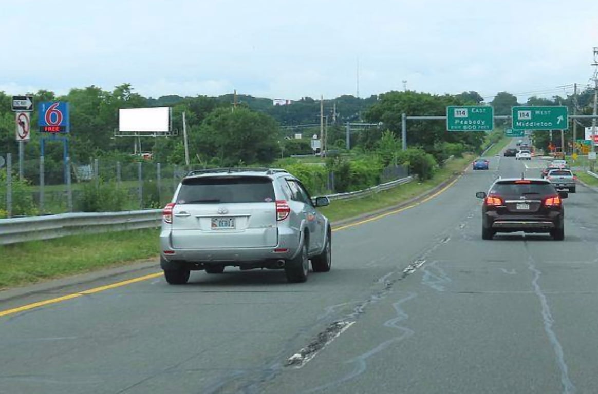 Location photo for Andover St near Newbury Crossing (Danvers)