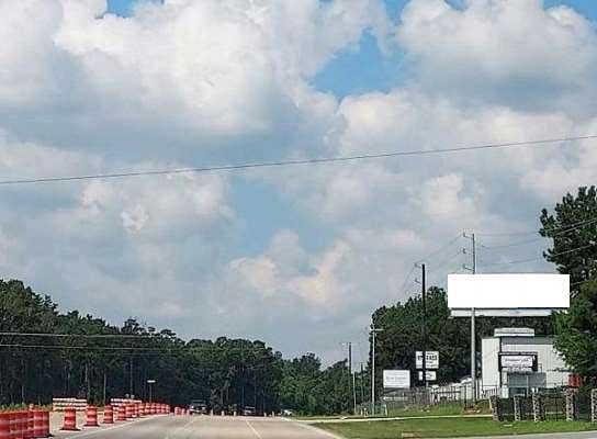 Location photo for Julie Ln near Magnolia Outfitters (Magnolia)