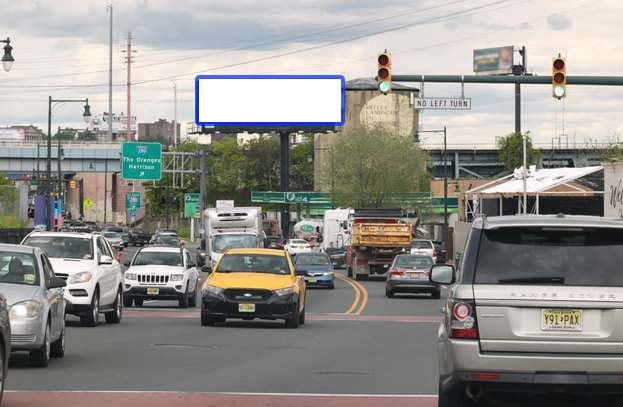 Location photo for McCarter Hwy near Atlantic Street Station, Central Ward (Newark)