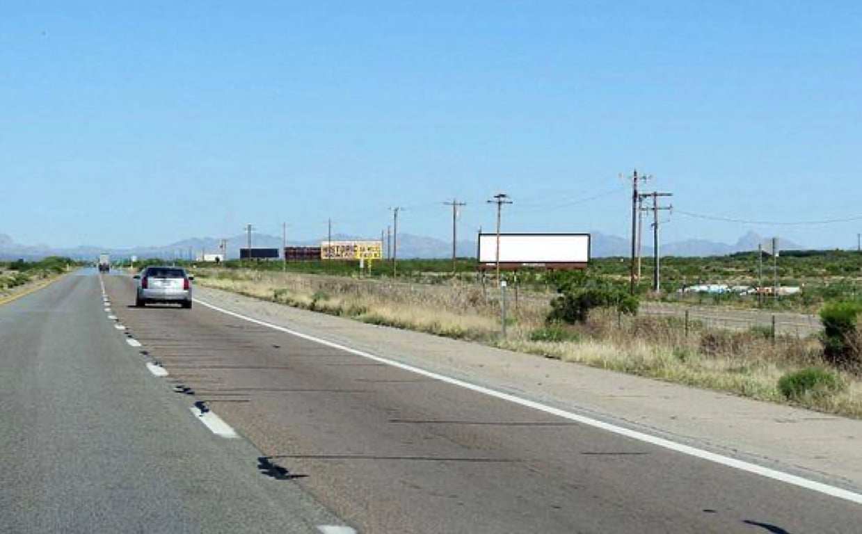 Location photo for I-10 SS 5.5mi E/O Bowie mm 367.56 F/W - 2