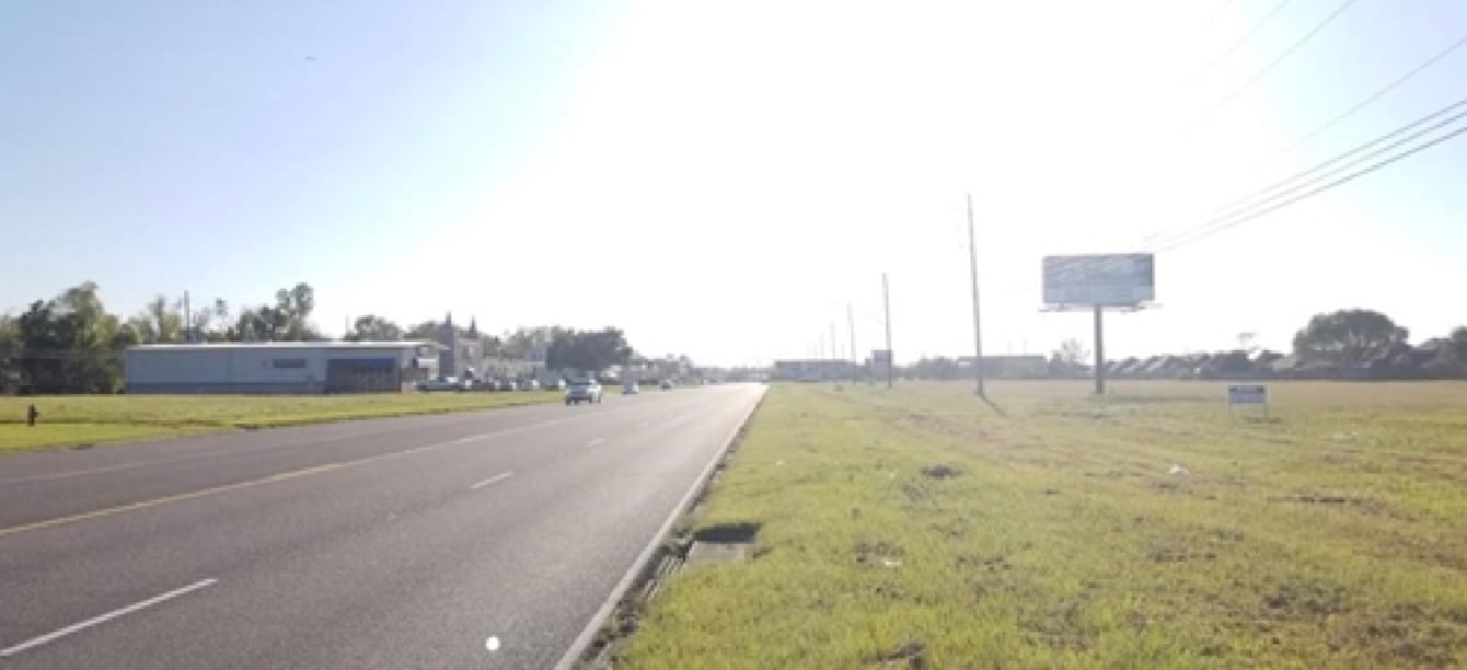 W/S HWY. 51, 1.9 MI S/O I-10 P-2